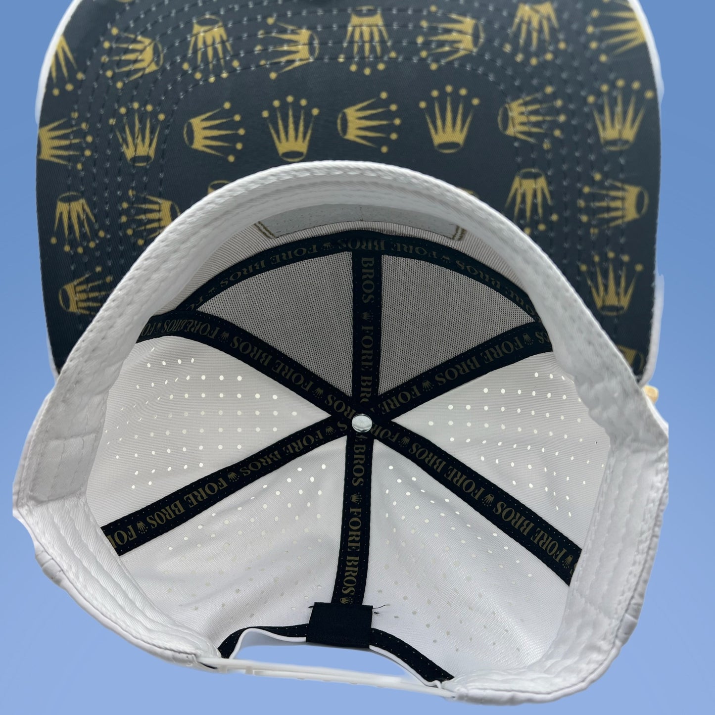Crown Jewel BOGEY Hat White ( including ballmarker)